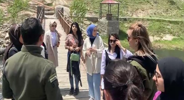 Van polisi ‘inci kefali için bilgilendirmede bulundu