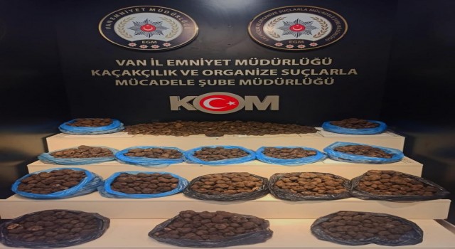Vanda 97,5 kilogram kaçak trüf mantarı ele geçirildi