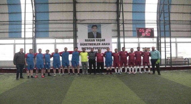 Vefat eden müdür anısına futbol turnuvası