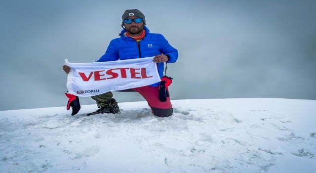 Vestelin dağcısından 5 zirve tırmanışı