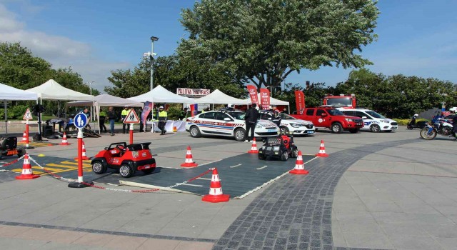Yalovada bilgilendirme stantları açıldı
