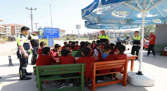 Yalovada çocuklara trafik eğitimi
