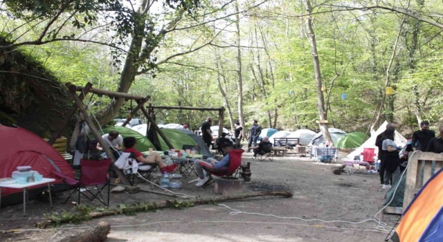 Yalovada kamp turizmine ilgi her geçen gün artıyor