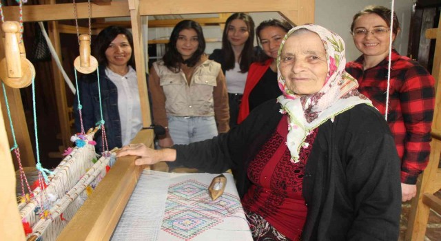 ‘Yassıçal çuha dokumasını yeniden Yükselten nine