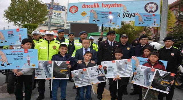 ‘Yayalar için 5 adım mottosu etkinliği düzenlendi