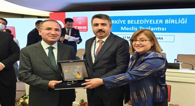 Yıldırıma bir ödül daha