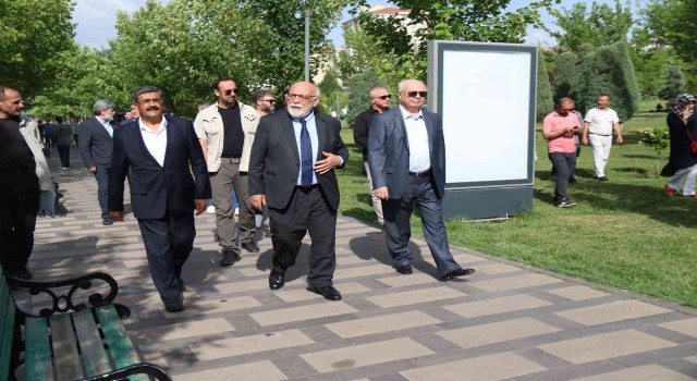 ‘Yoga krizi bitti, gözler belediyenin parklarındaki yasaklara çevrildi