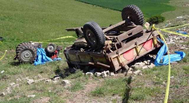 Yozgatta beton parke yüklü traktör devrildi: 1 ölü