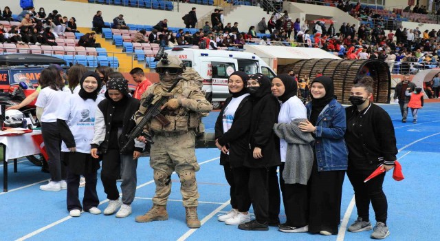 Zonguldakta 19 Mayıs coşkuyla kutlandı