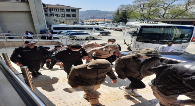 Zonguldakta fuhuş operasyonu: 4 şüpheliden 2si tutuklandı