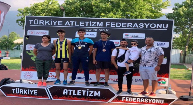 1308 Osmaneli Belediyesporda yetişen sporcu Türkiye şampiyonu oldu
