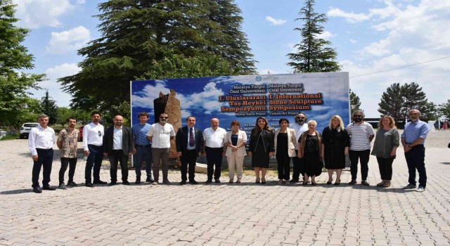1.Uluslararası Taş Heykel Sempozyumu açılış töreni düzenlendi