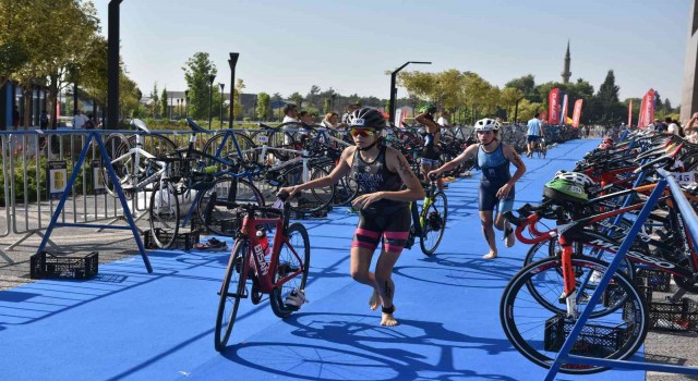 2022 Triatlon Türkiye Kupası Balıkesirde yapıldı