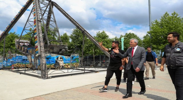 23 oyun grubunun bulunduğu yeni lunapark kapılarını açtı