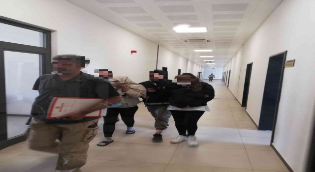 70 bin TL değerinde ziynet eşyası çalan 2 şüpheli yakalandı