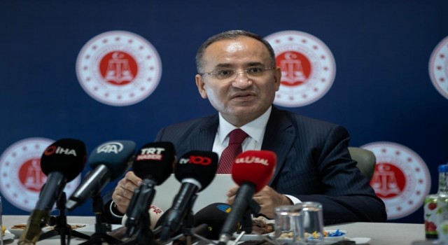 Adalet Bakanı Bekir Bozdağ, yarın Uşakta olacak