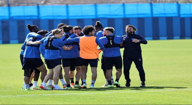 Adana Demirspor yeni sezona Bolu ve İtalyada hazırlanacak