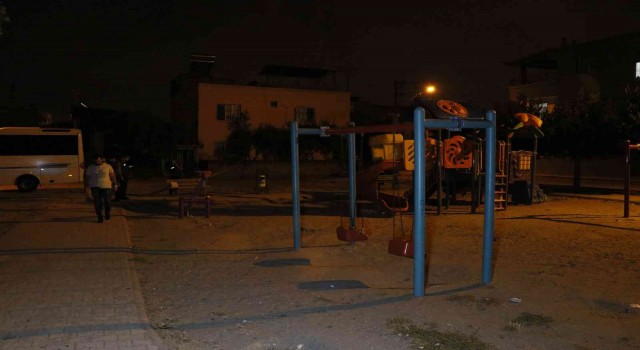 Adanada çocuk parkında silahlı kavga: 1 ölü