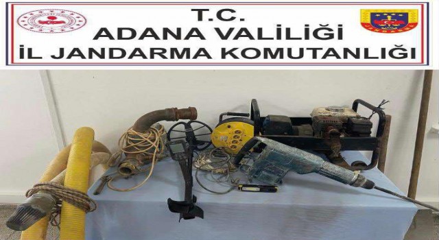 Adanada kaçak kazı yapan 7 kişi suçüstü yakalandı