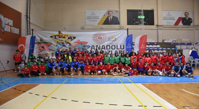Afyonkarahisarda ANALİG Badminton Çeyrek Final müsabakaları sona erdi