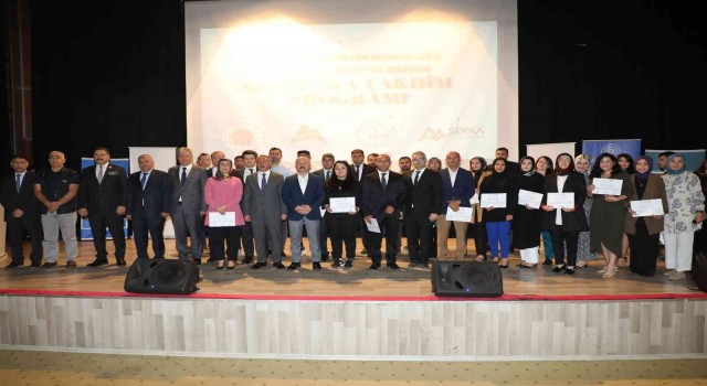 Ağrıda “Akademik Destek Eğitimi Sertifika Takdim Programı” düzenlendi