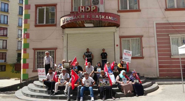Ailelerin evlat nöbeti bin 32nci gününde