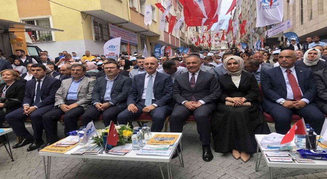 AK Parti Genel Başkanvekili Kurtulmuş Sultangazide Nene Hatun Kültür Merkezi açılışına katıldı