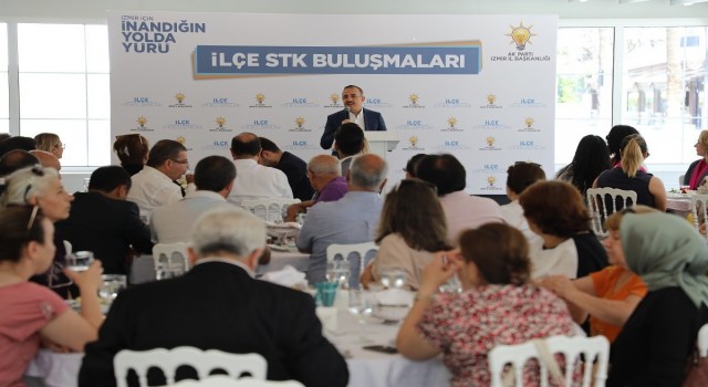 AK Parti İzmir, sivil toplum kuruluşu buluşmalarını Karşıyakadan başlattı