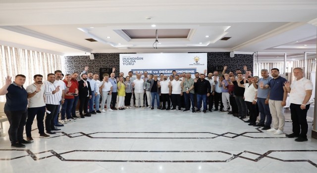AK Parti İzmirde kamp bitti