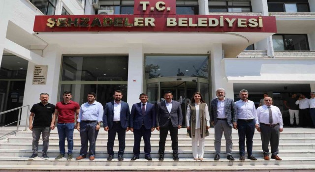 AK Partili Dağdan Başkan Çelike övgü