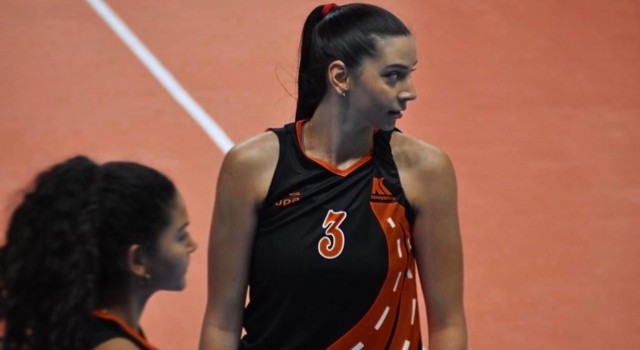 Akhisar Belediyespor Kadın Voleybol Takımı, Ezgi Sultan Serti renklerine kattı