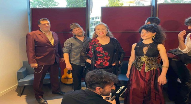 AKMde Barcelona Gypsy Orchestranı konserine yoğun ilgi