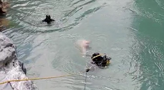 Alara Çayına uçan kamyondaki kayıp işçi, beşinci gün 3 kilometre uzakta bulundu