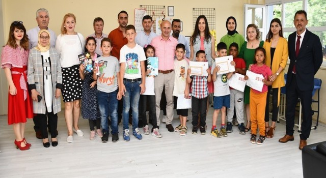 Altınova ve Çiftlikköyde karne heyecanı