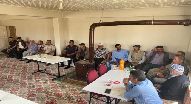 Altıntaşta halk toplantısı