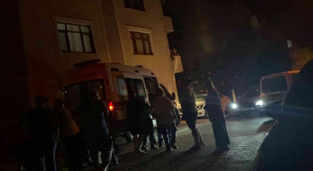 Amca cocukları arasında çıkan kavgada fenalaşan yaşlı adam hastanelik oldu