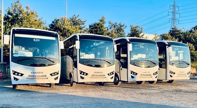 Anadolu Isuzu’dan Azerbaycan’a 25 Isuzu Novoultra midibüs teslimatı