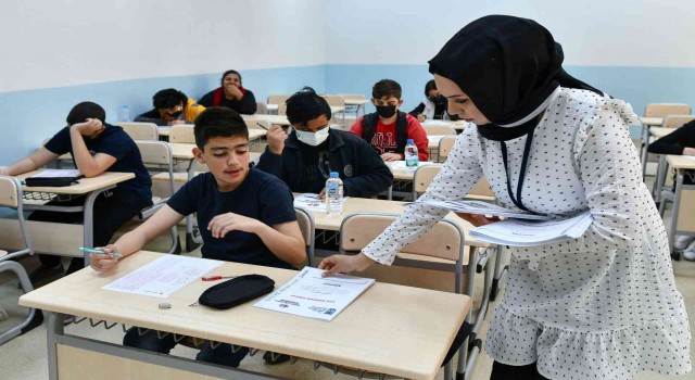 Ankara Büyükşehir Belediyesinden LGSye girecek öğrencilere destek
