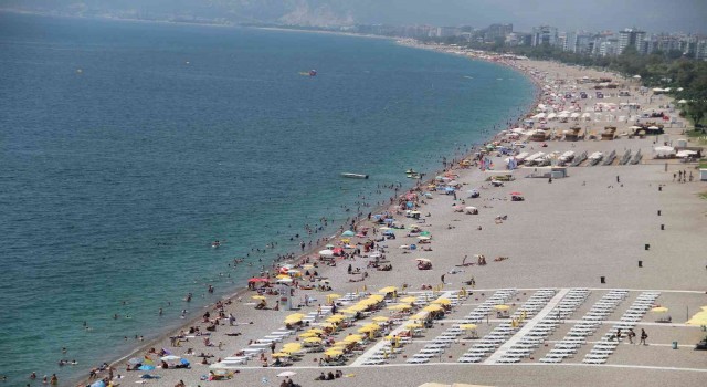 Antalyada 2022 yılı turist sayısı 4 milyonu aştı