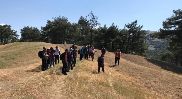 Arama kurtarma ekibinden doğa yürüyüşü ve tatbikat