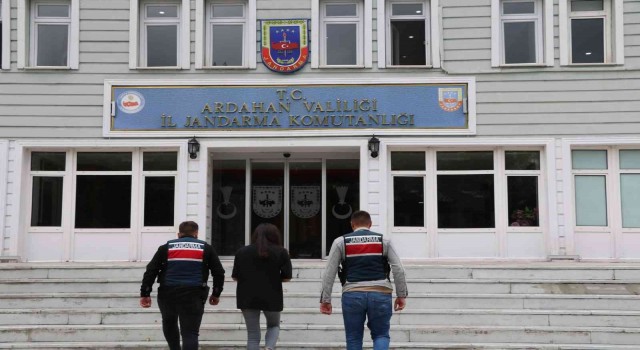 Ardahanda 7 yıl 6 ay hapis cezası ile aranan terör örgütü üyesi yakalandı