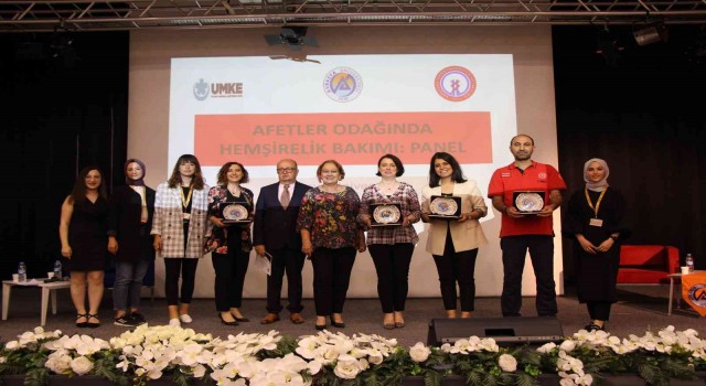 Avrasya Üniversitesinde ‘Afetler Odağında Hemşirelik Bakımı Paneli