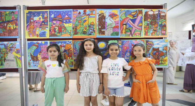 Aydın Büyükşehir Belediyesi Kültür Merkezleri kursiyerleri resim sergisi açtı