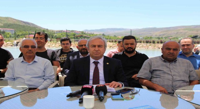 Aydın: “Hizmet için adayım”