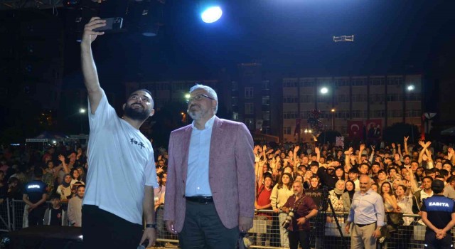Bafrada gençler rap müziğe doydu