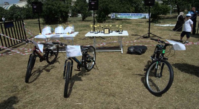 Bağcılar 23. Uçurtma Şenliğine devasa uçurtma damga vurdu
