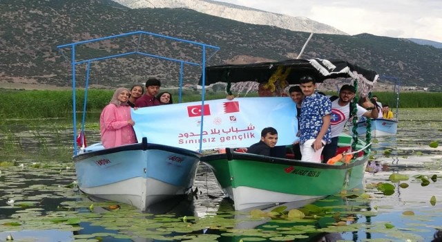 Bahreynli gençler Işıklı Gölüne hayran kaldı