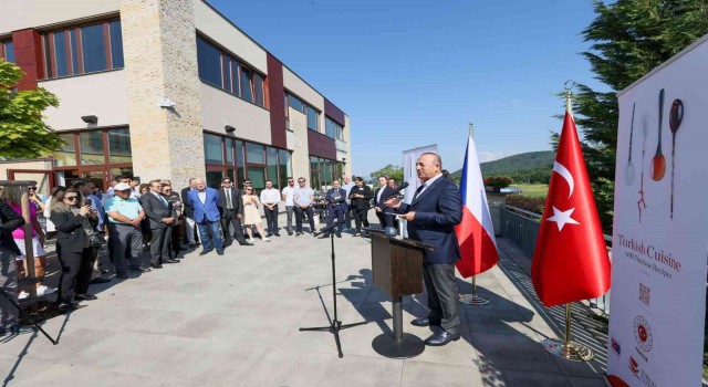 Bakan Çavuşoğlu Prag Türk Kültür ve Gastronomi Festivaline katıldı