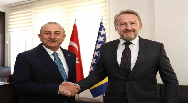 Bakan Çavuşoğlu, SDA Partisi lideri İzzetbegoviç ile görüştü