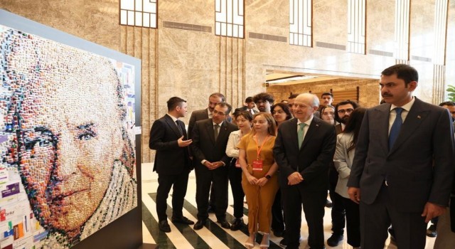Bakan Kurum, Millet Kütüphanesindeki Sıfır Noktası Sergisinin açılışını yaptı